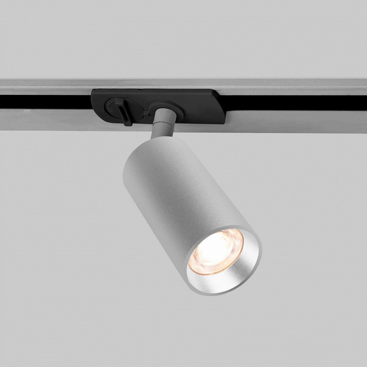 Светильник на штанге Elektrostandard Diffe 85166/01 серебряный